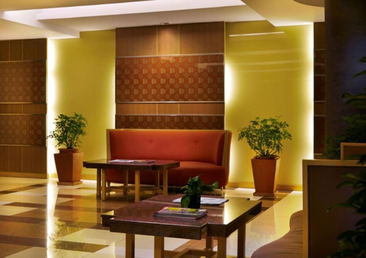 S.M. Grande Residence Bangkok Esterno foto