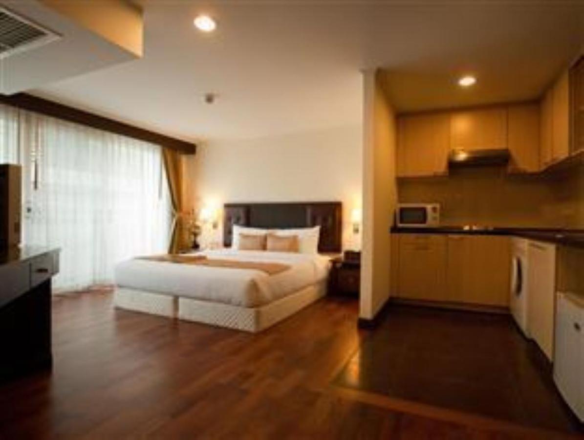 S.M. Grande Residence Bangkok Esterno foto