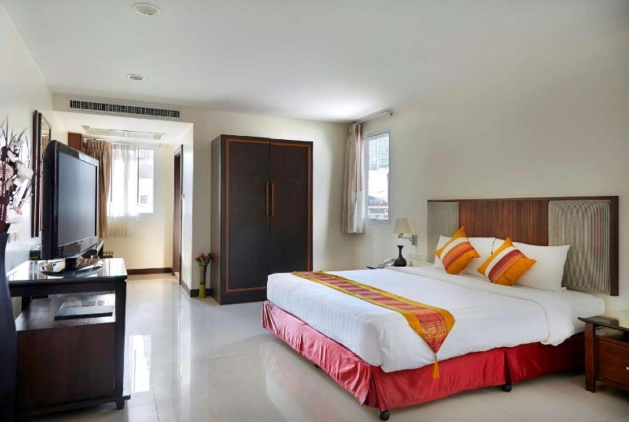 S.M. Grande Residence Bangkok Esterno foto