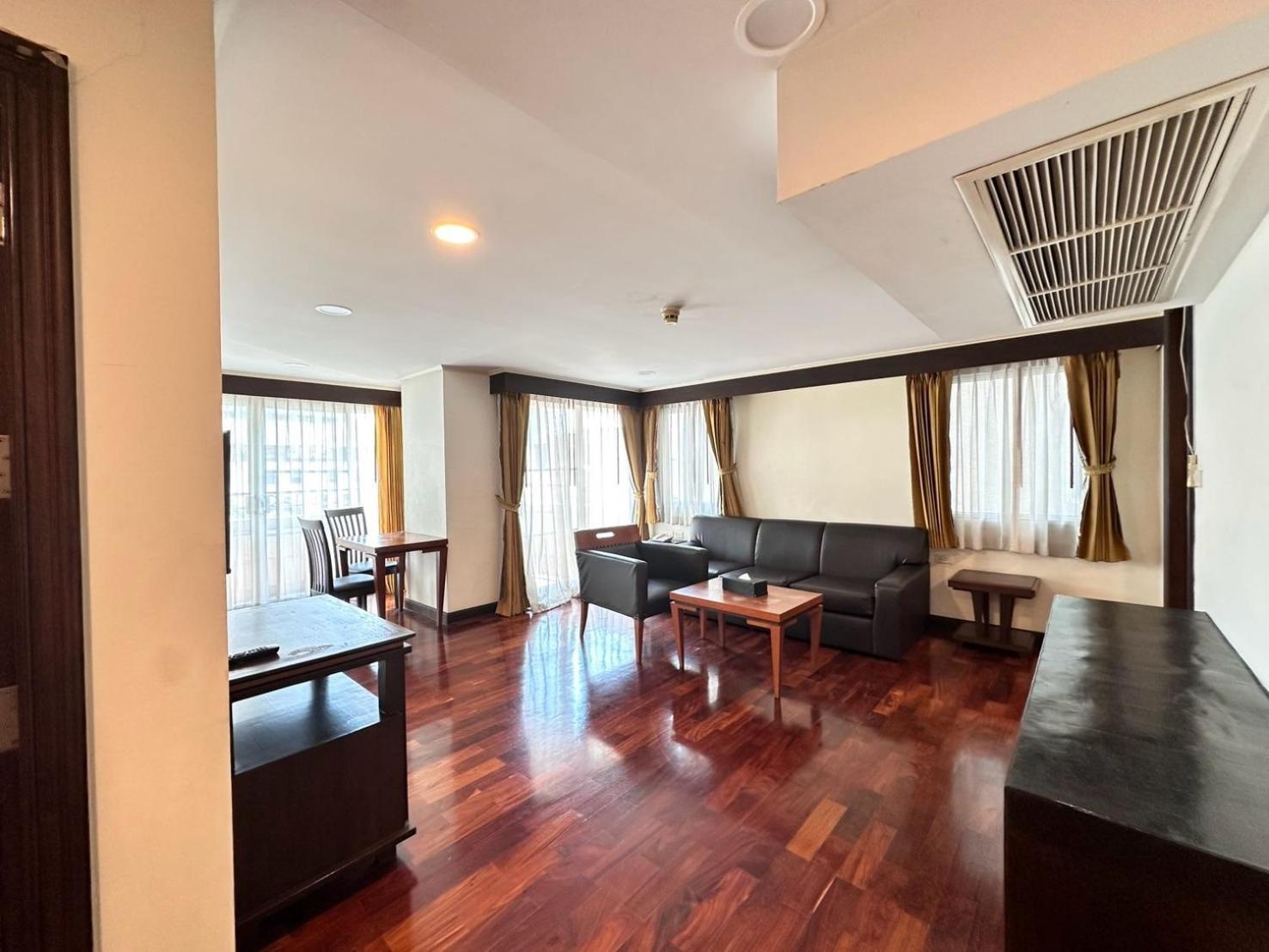 S.M. Grande Residence Bangkok Esterno foto