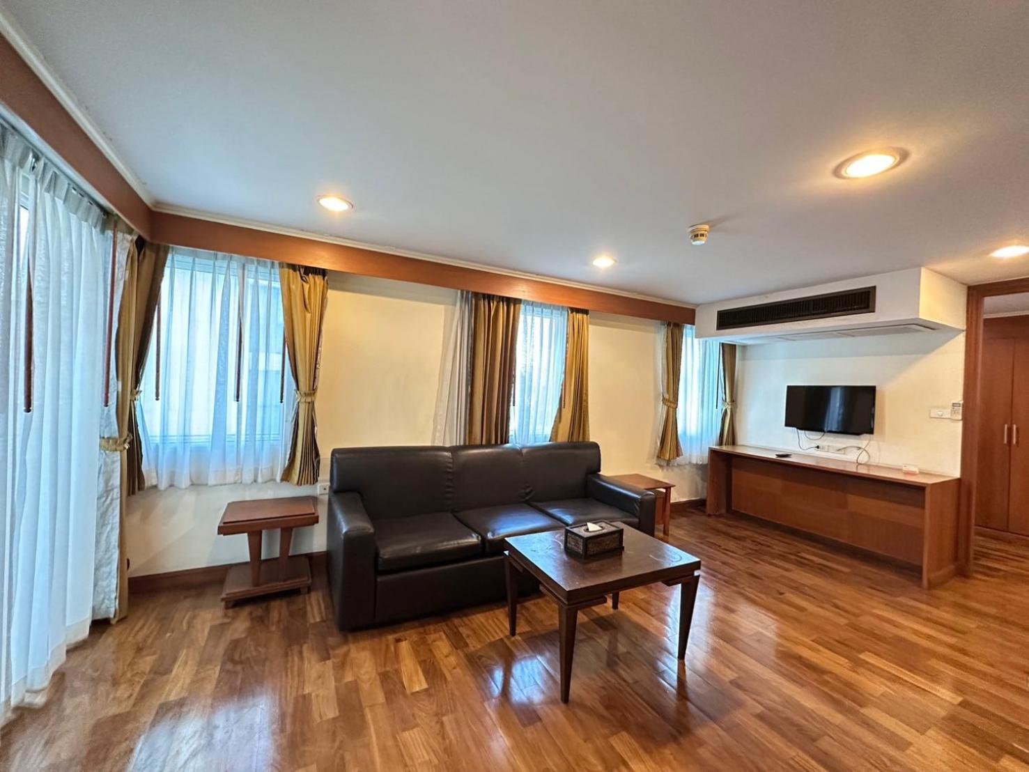 S.M. Grande Residence Bangkok Esterno foto